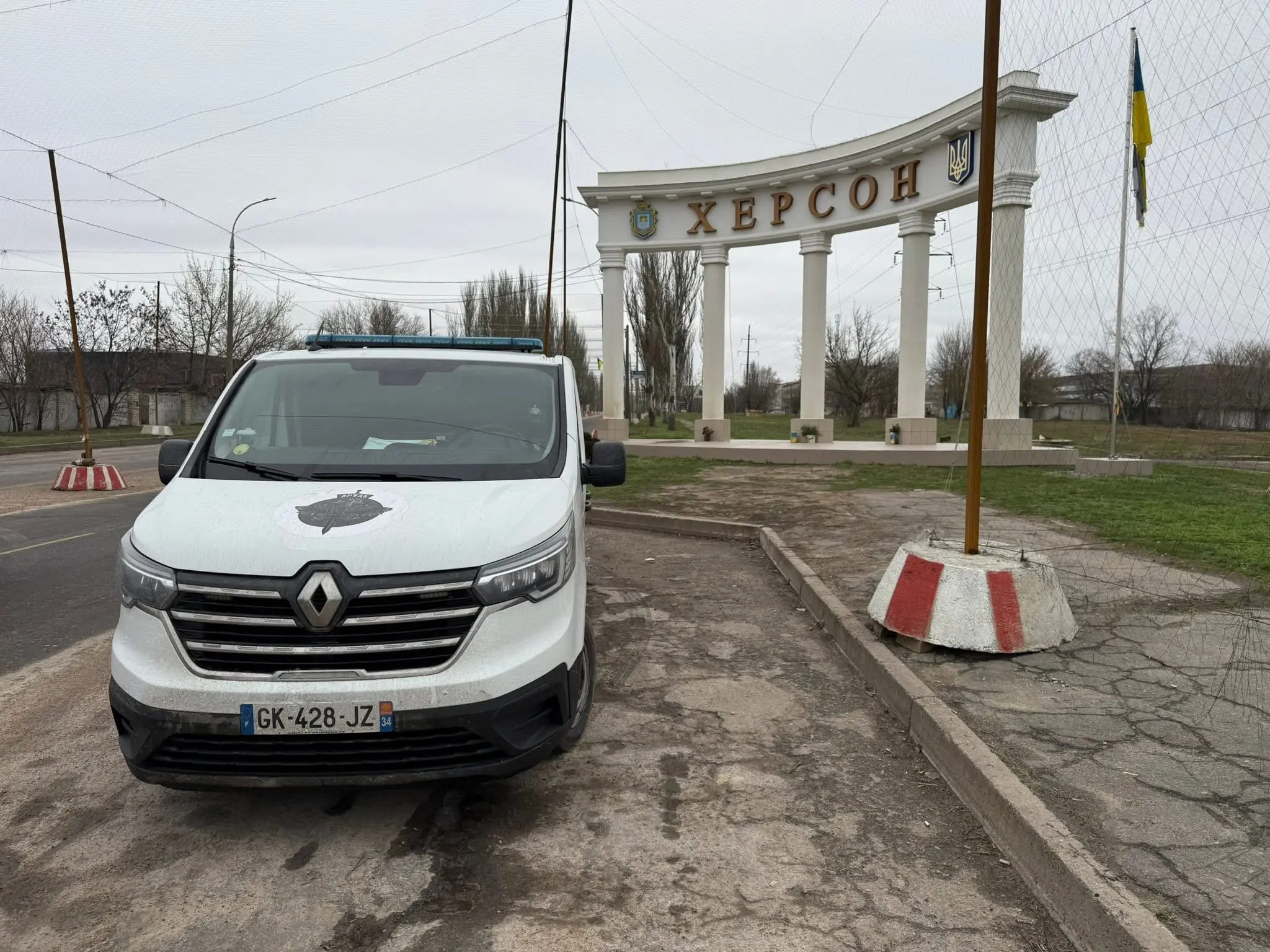 Реанімобілі на фронт — фото 4