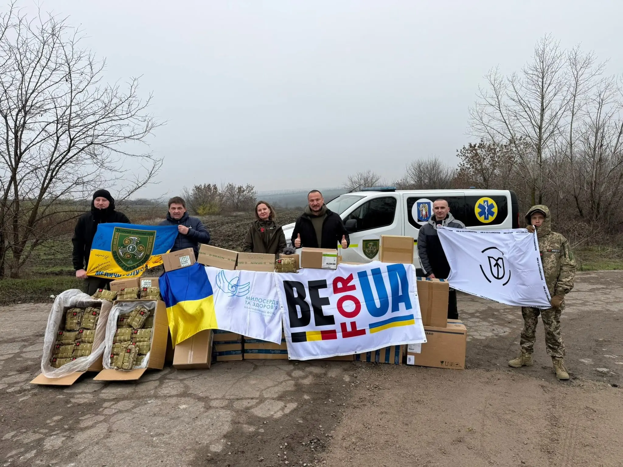 Реанімобілі на фронт — фото 5