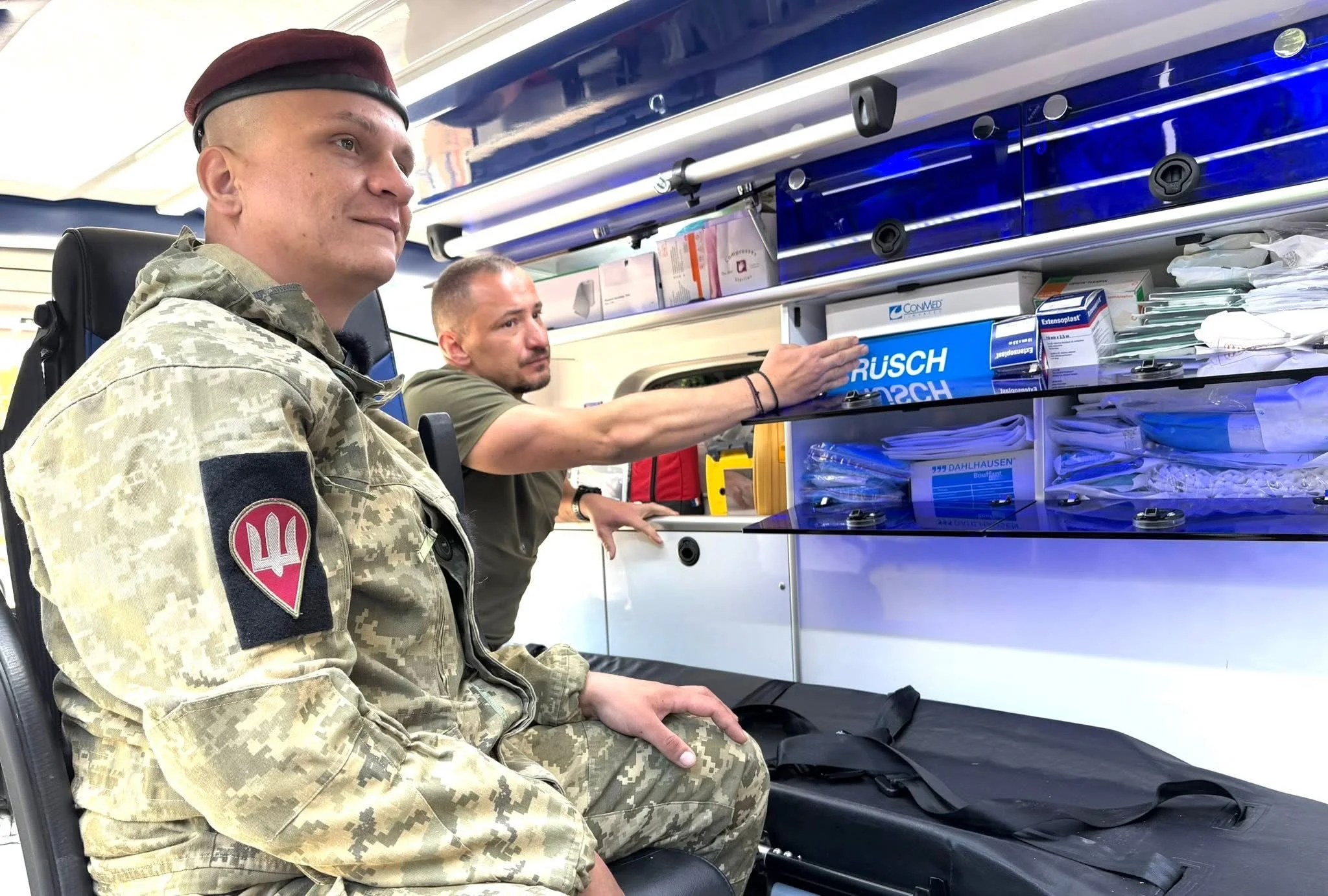 The "Mercy and Health" Foundation donated an ambulance to the 95th Brigade of the Airborne Forces — photo 2